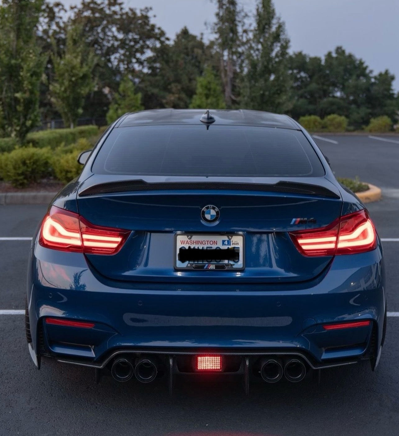 Carbon Fiber Trunk Spoiler CS Style - BMW F82 / F83 M4